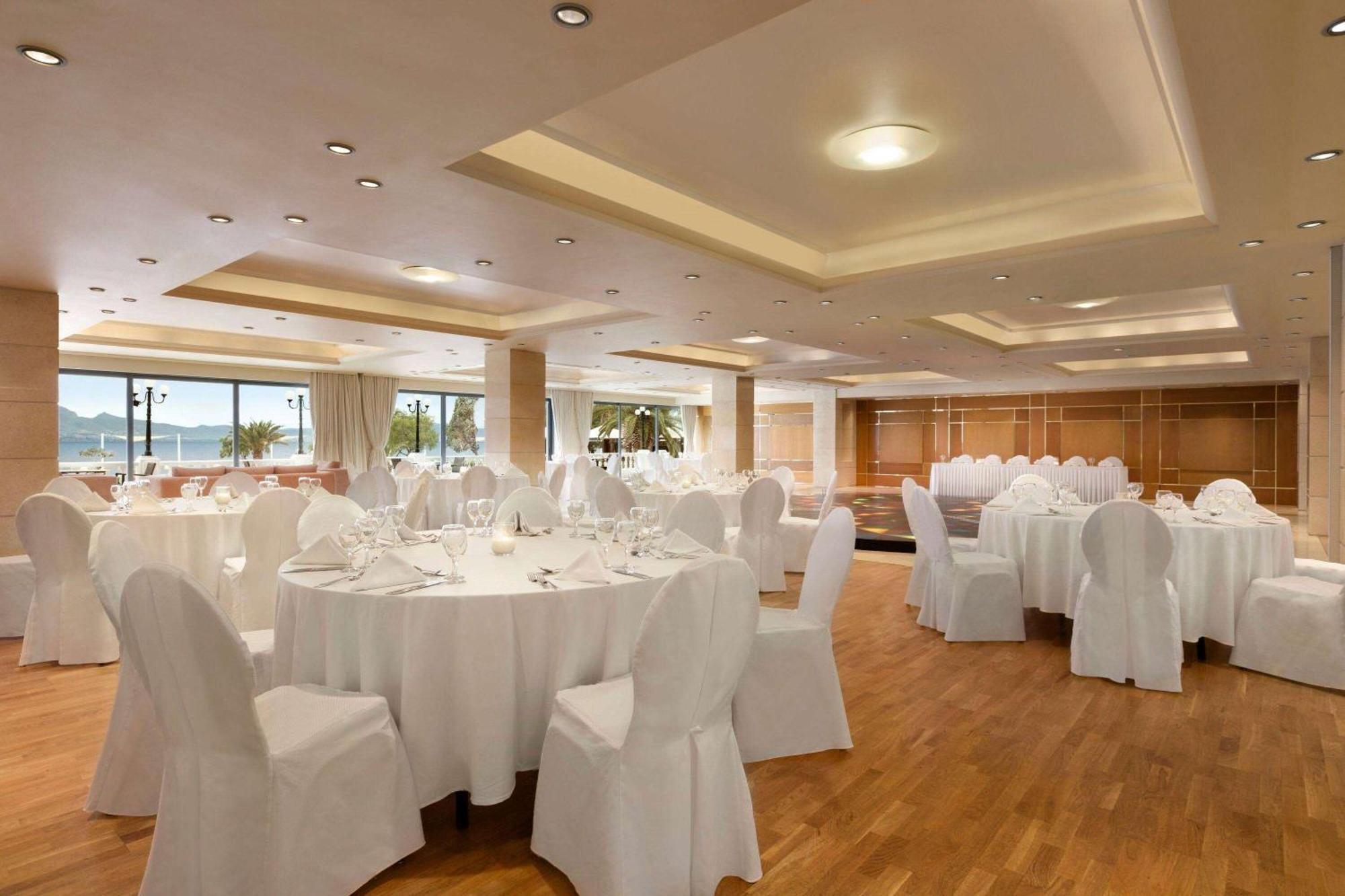 Ramada Loutraki Poseidon Resort Loutráki Exterior foto