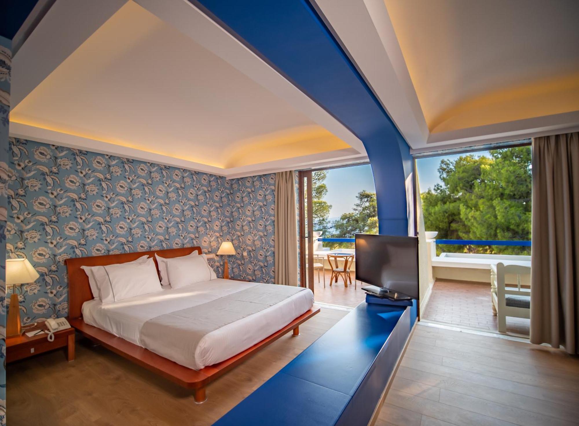 Ramada Loutraki Poseidon Resort Loutráki Exterior foto