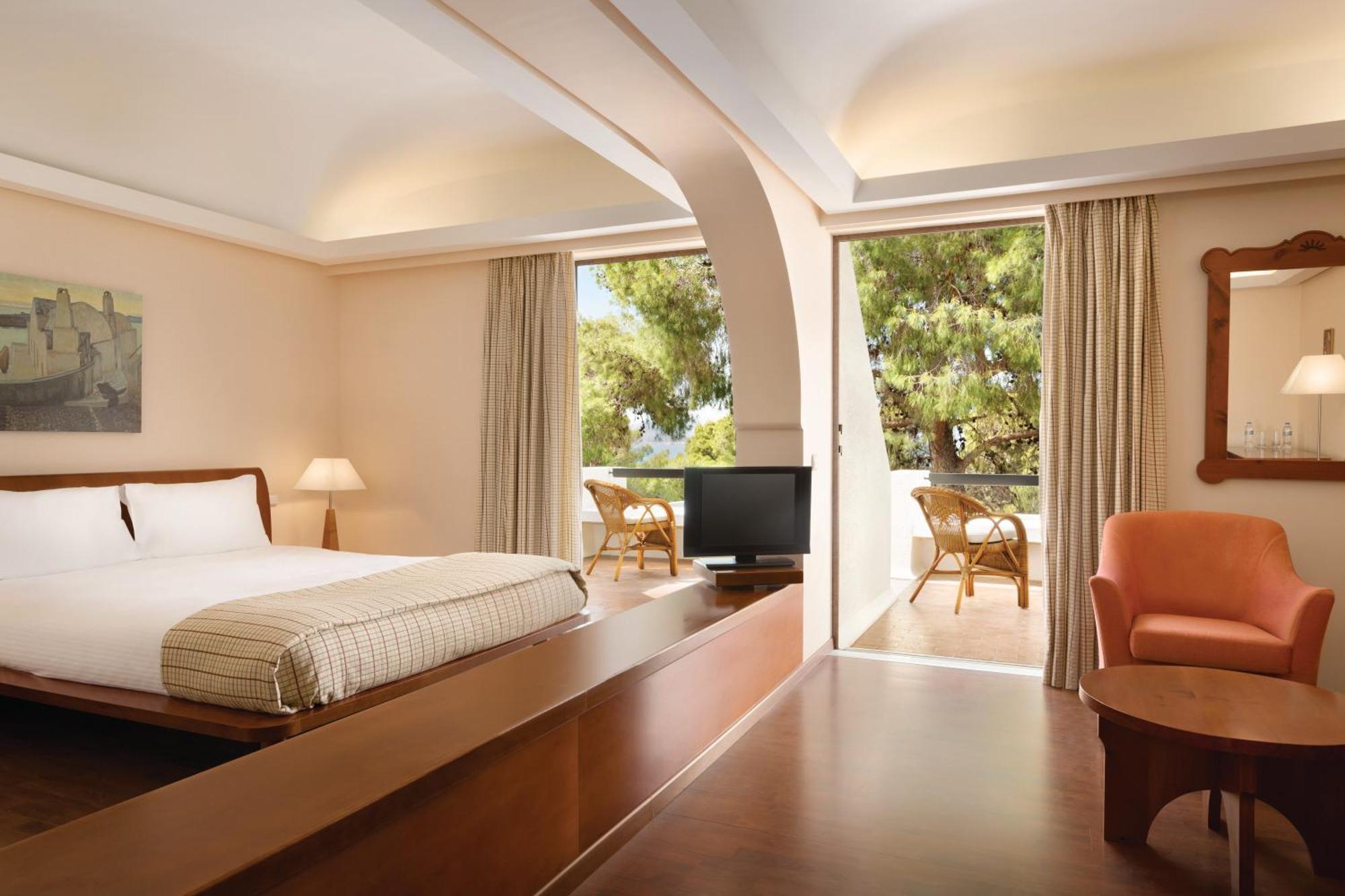 Ramada Loutraki Poseidon Resort Loutráki Exterior foto